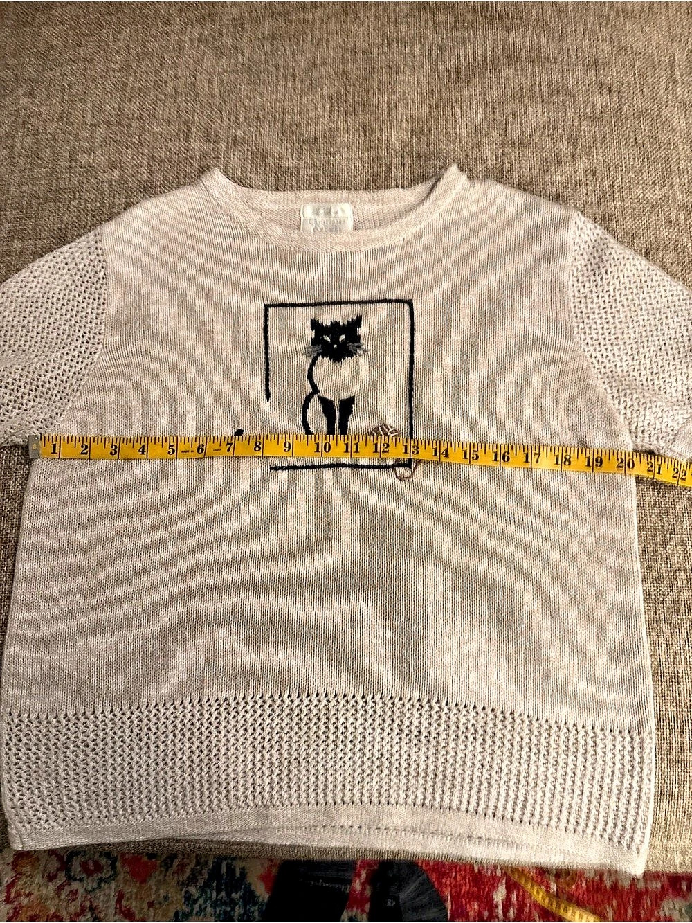 Vintage Christopher & Banks Knit Short Sleeve Cat Sweater Beige M - Picture 3 of 5